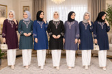 تونیک زنانه برند دوگل گلدوزی و نگین کاری